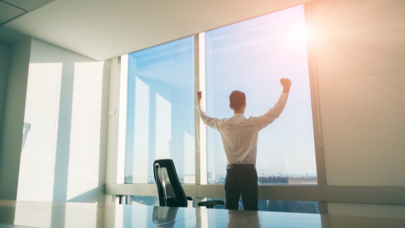 成功を確信した男性