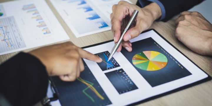 求人効果が高い時期を見極める人事担当者